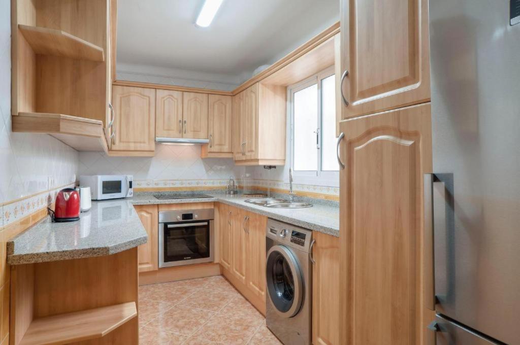 Family Scandinavia City Center & Near The Beach Μάλαγα Εξωτερικό φωτογραφία