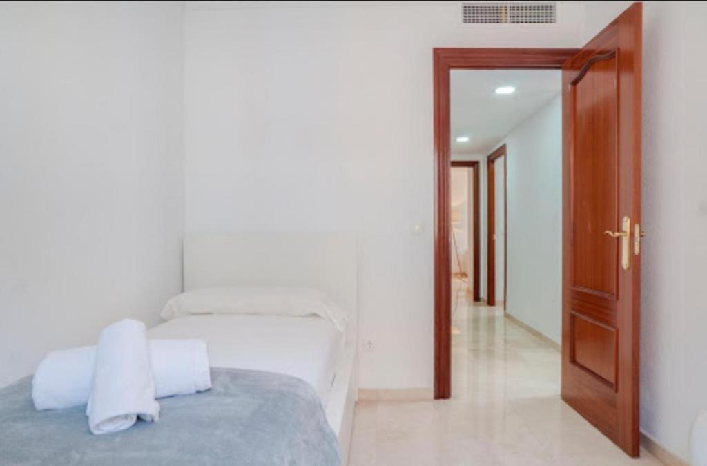 Family Scandinavia City Center & Near The Beach Μάλαγα Εξωτερικό φωτογραφία